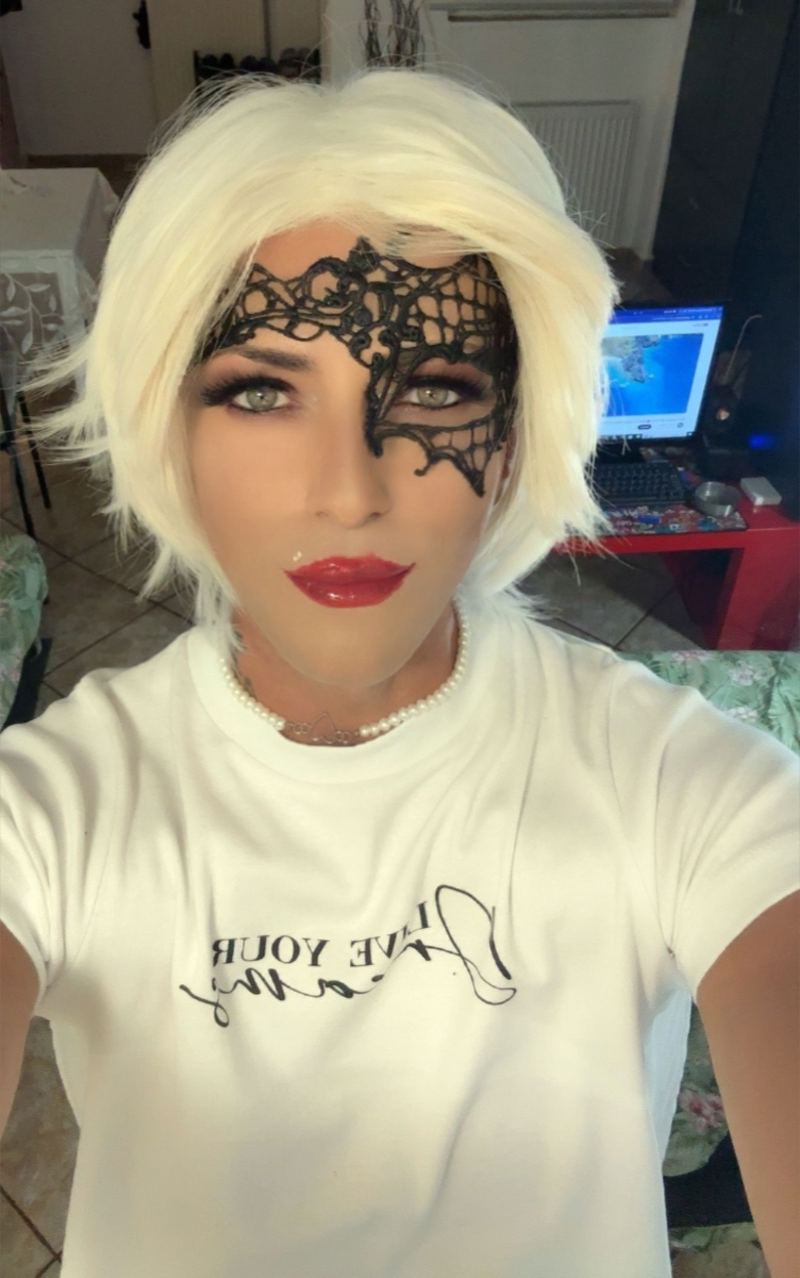 Femboy Trinity VIP's avatar