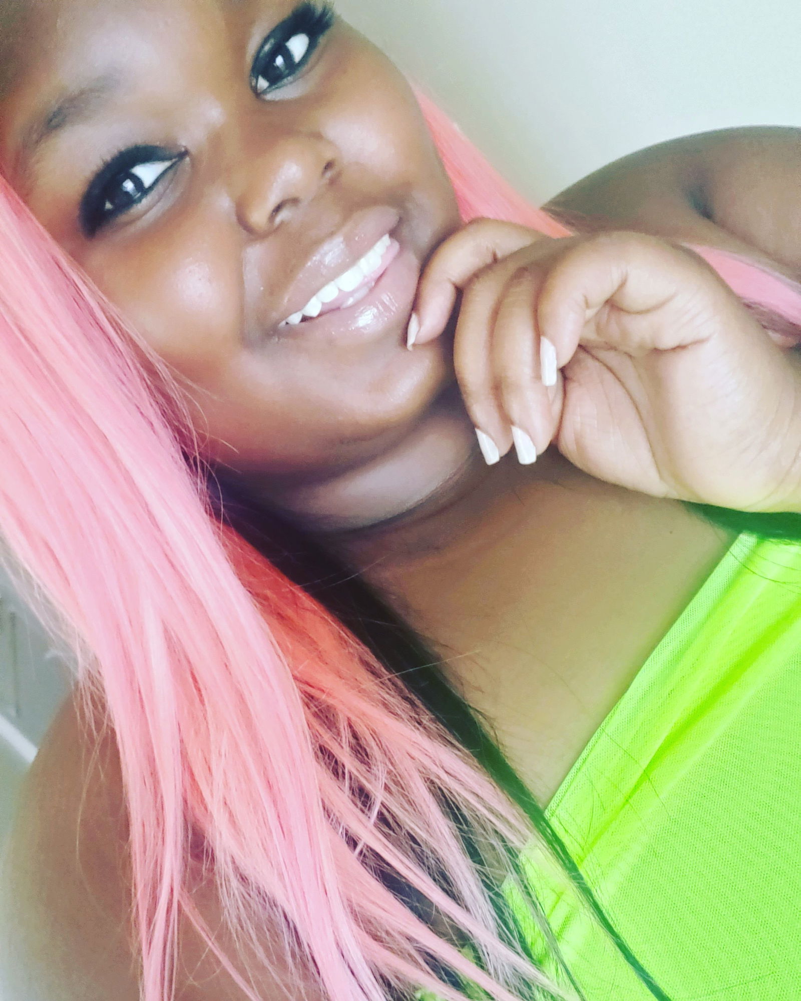 Chantel Valentine's avatar