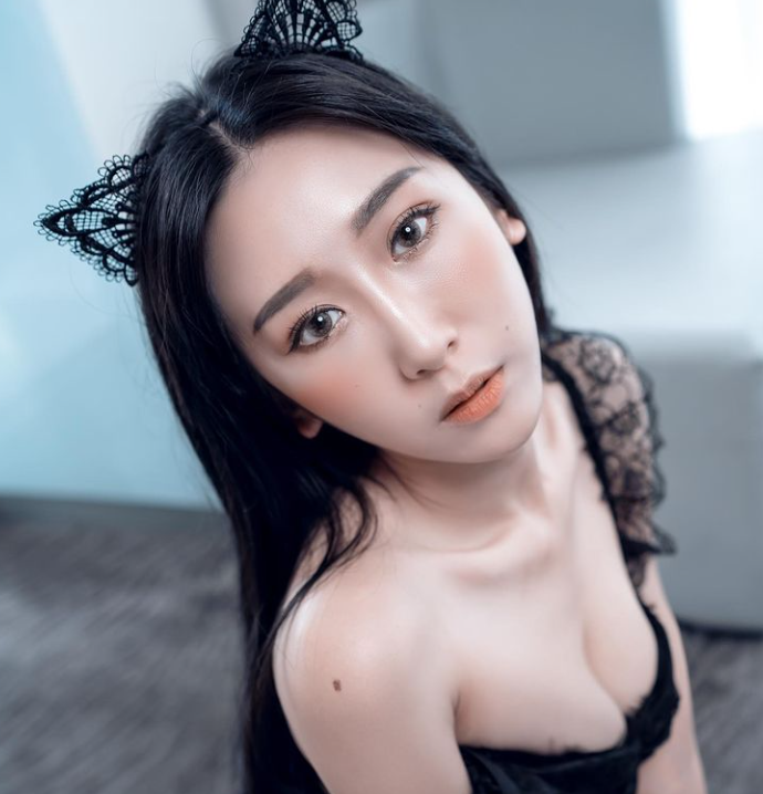 Feng馮's avatar