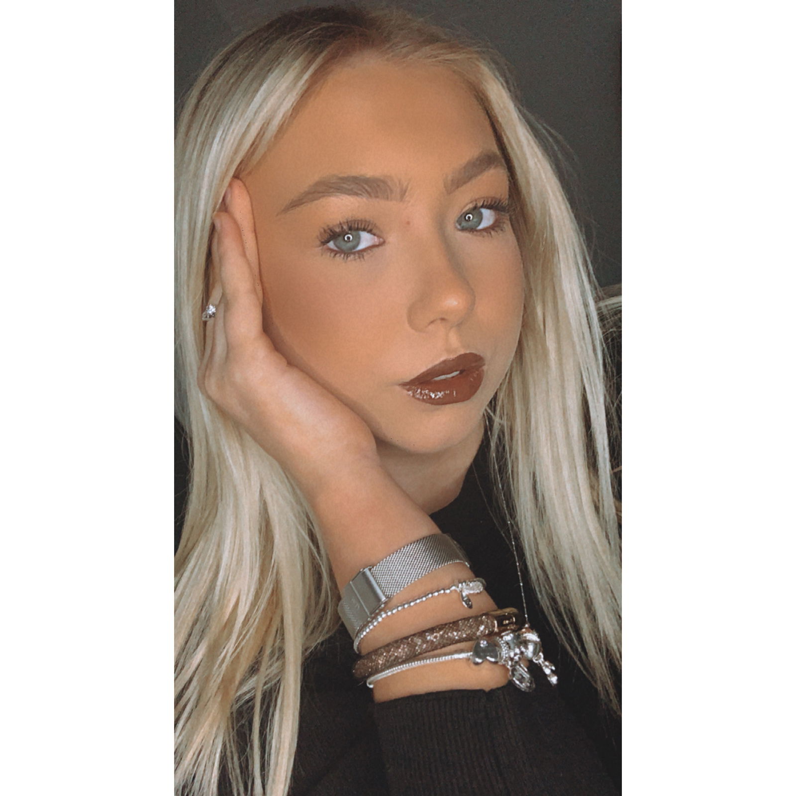 Ffion Price's avatar