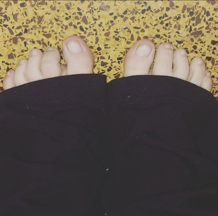 Filthy Feet Fun - BBW &amp; foot fun.