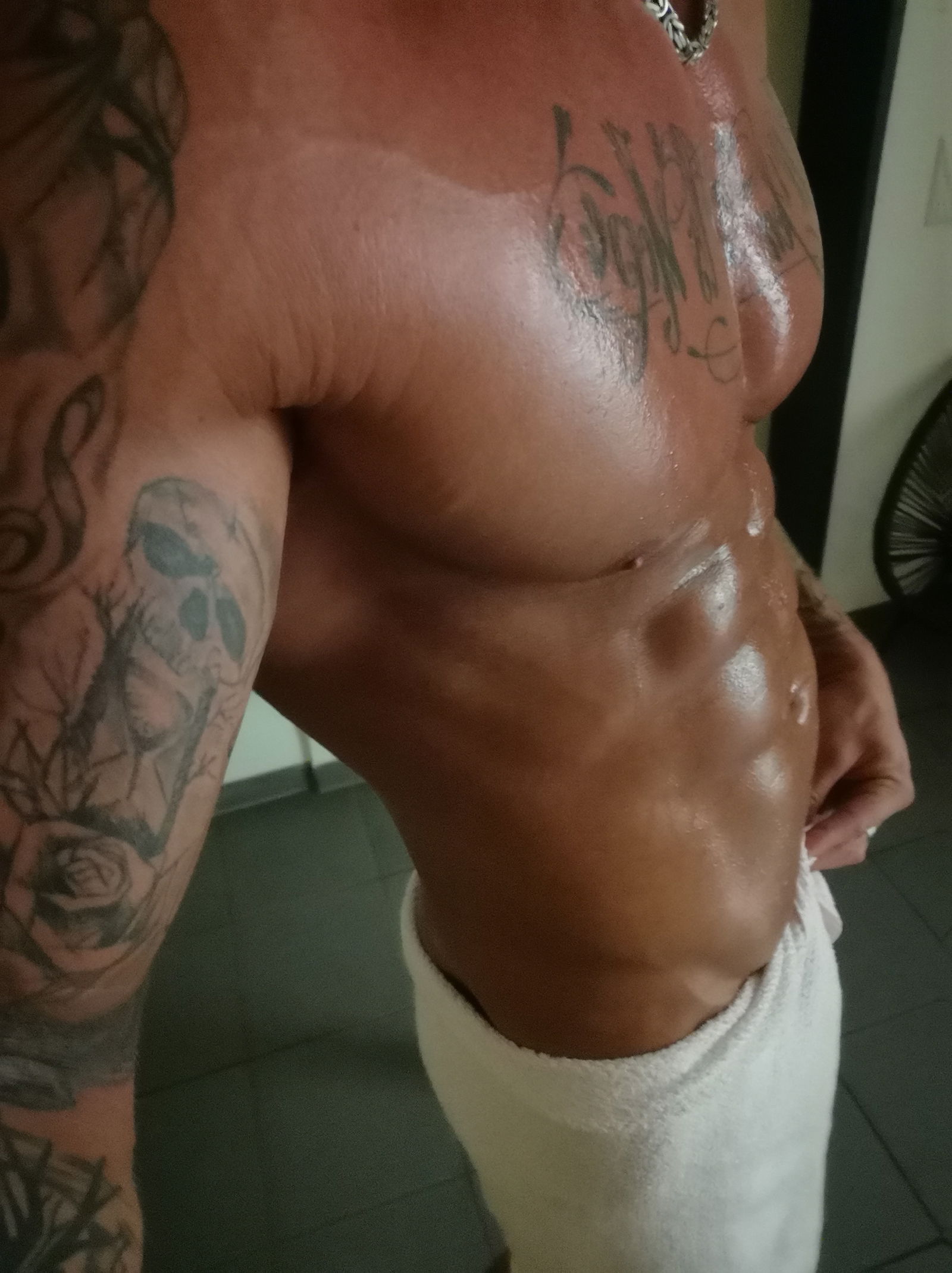 FitnessBeasthot's avatar