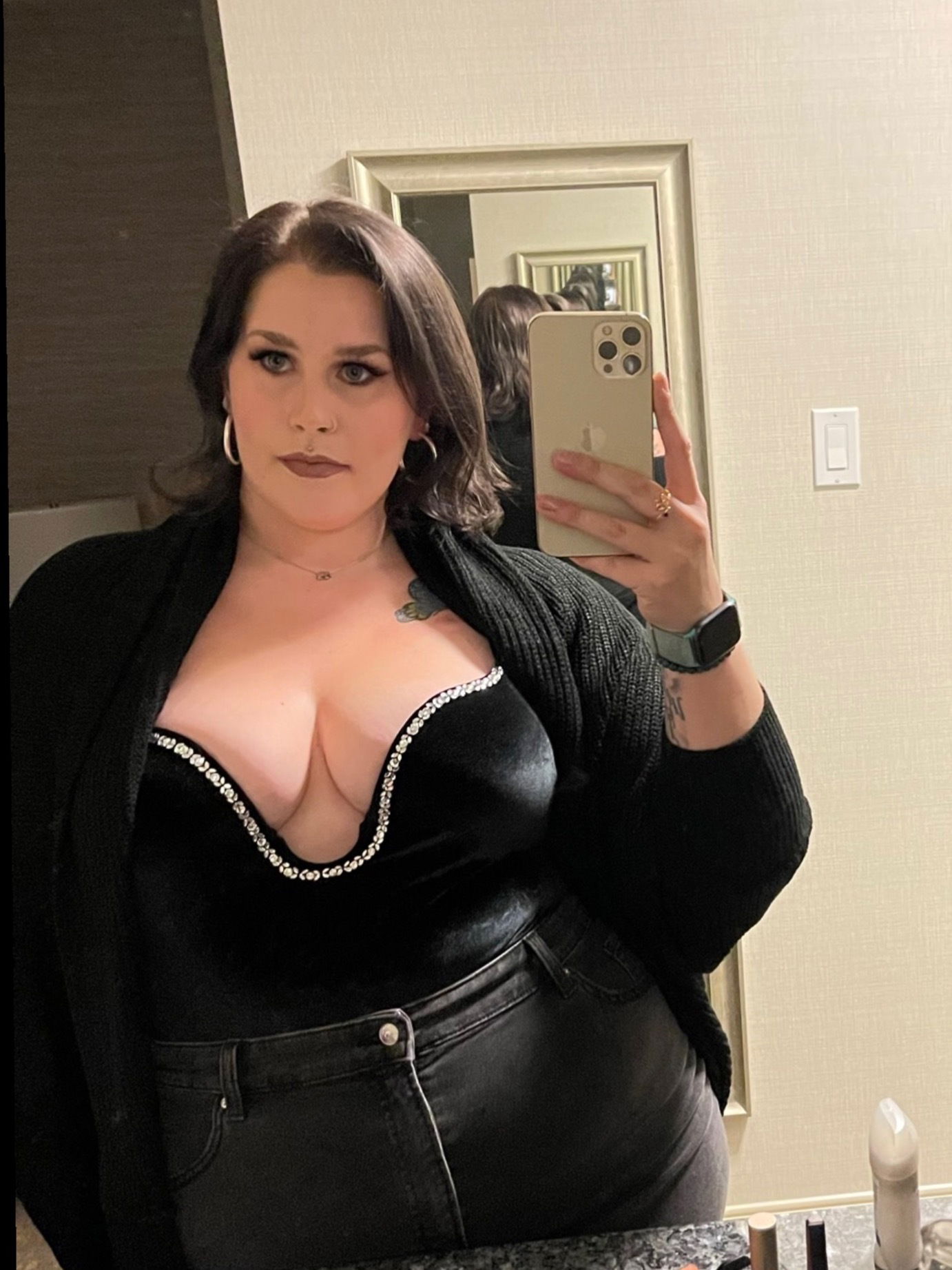 Laura Fox