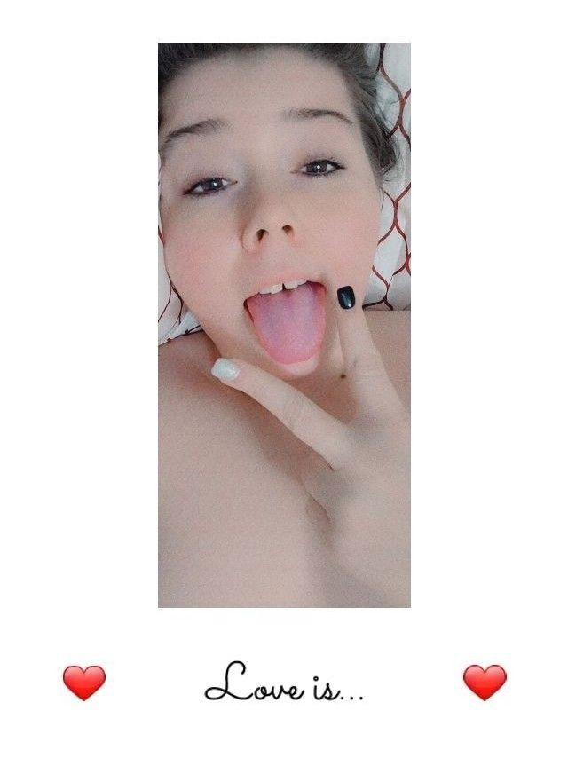 Foxxy Siren's avatar