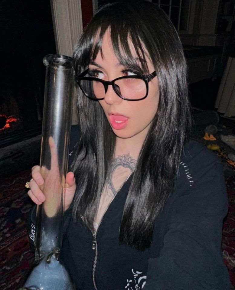 frances rae's avatar