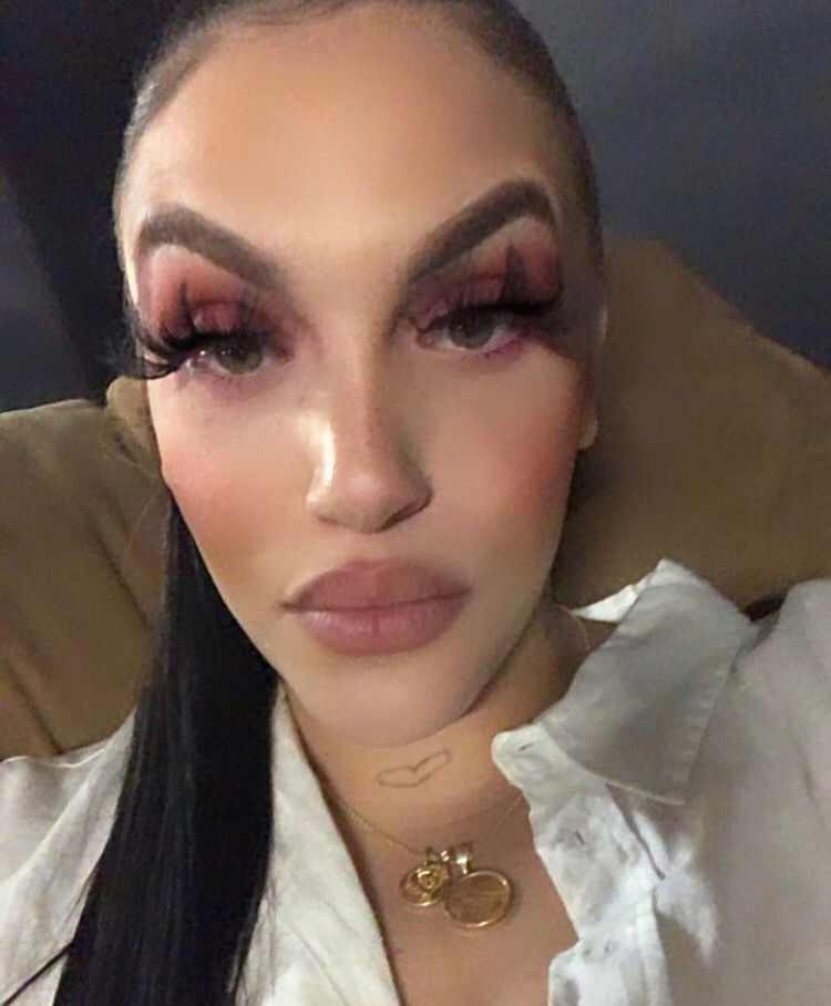 Frenchie Lynn's avatar