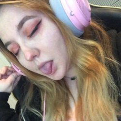 fruity cutie's avatar