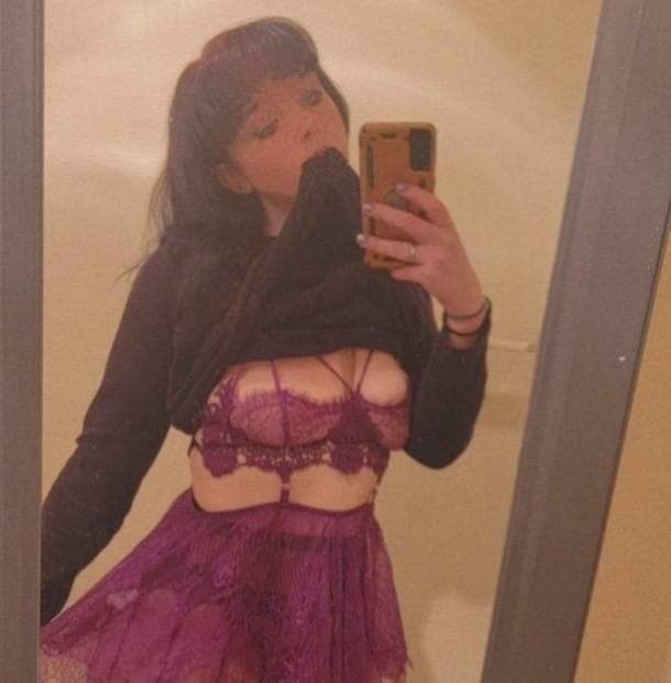 Local CottageWh0re Lesbian's avatar