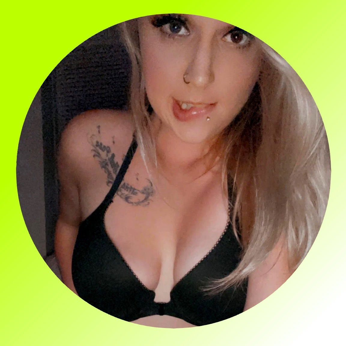 Forbidden_Fruit 🍑🍍🍆💦's avatar