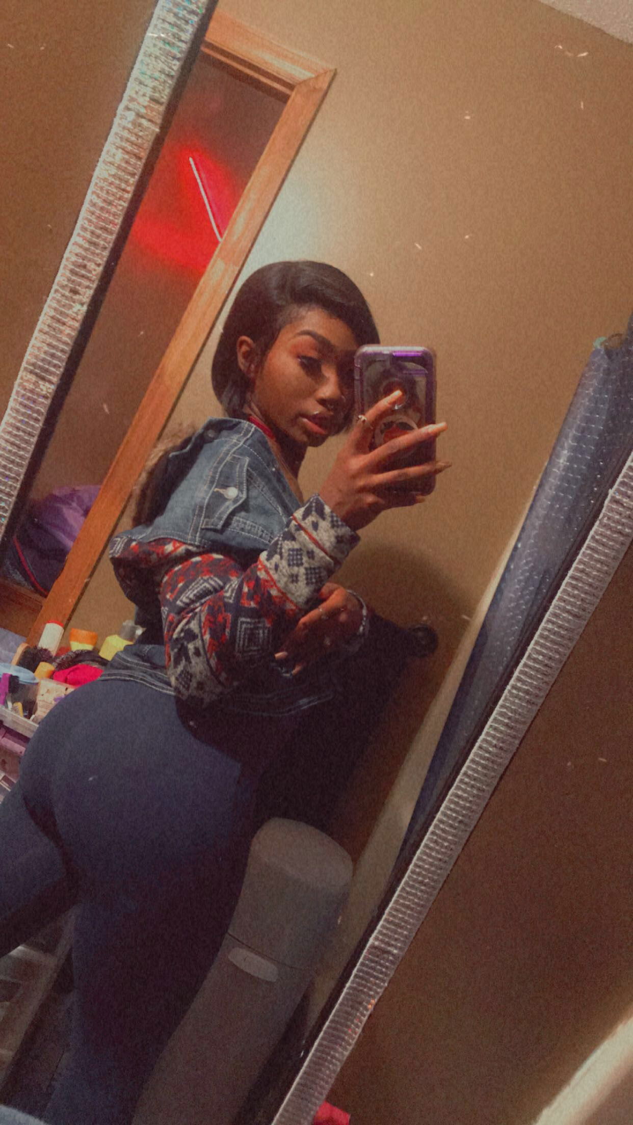 GeminiQueenReina🤎👑✨'s avatar