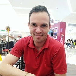 GENARODEMEIS's avatar