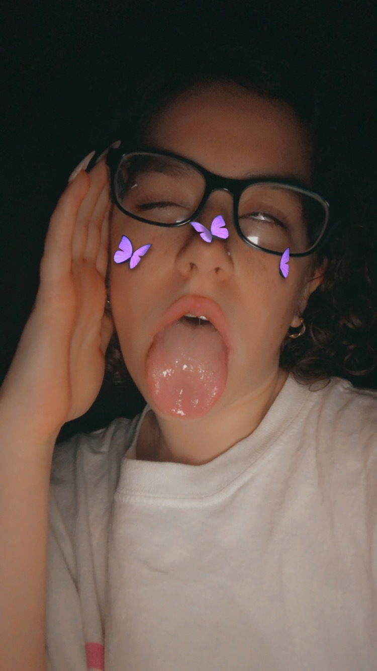Goddess Genevieve's avatar