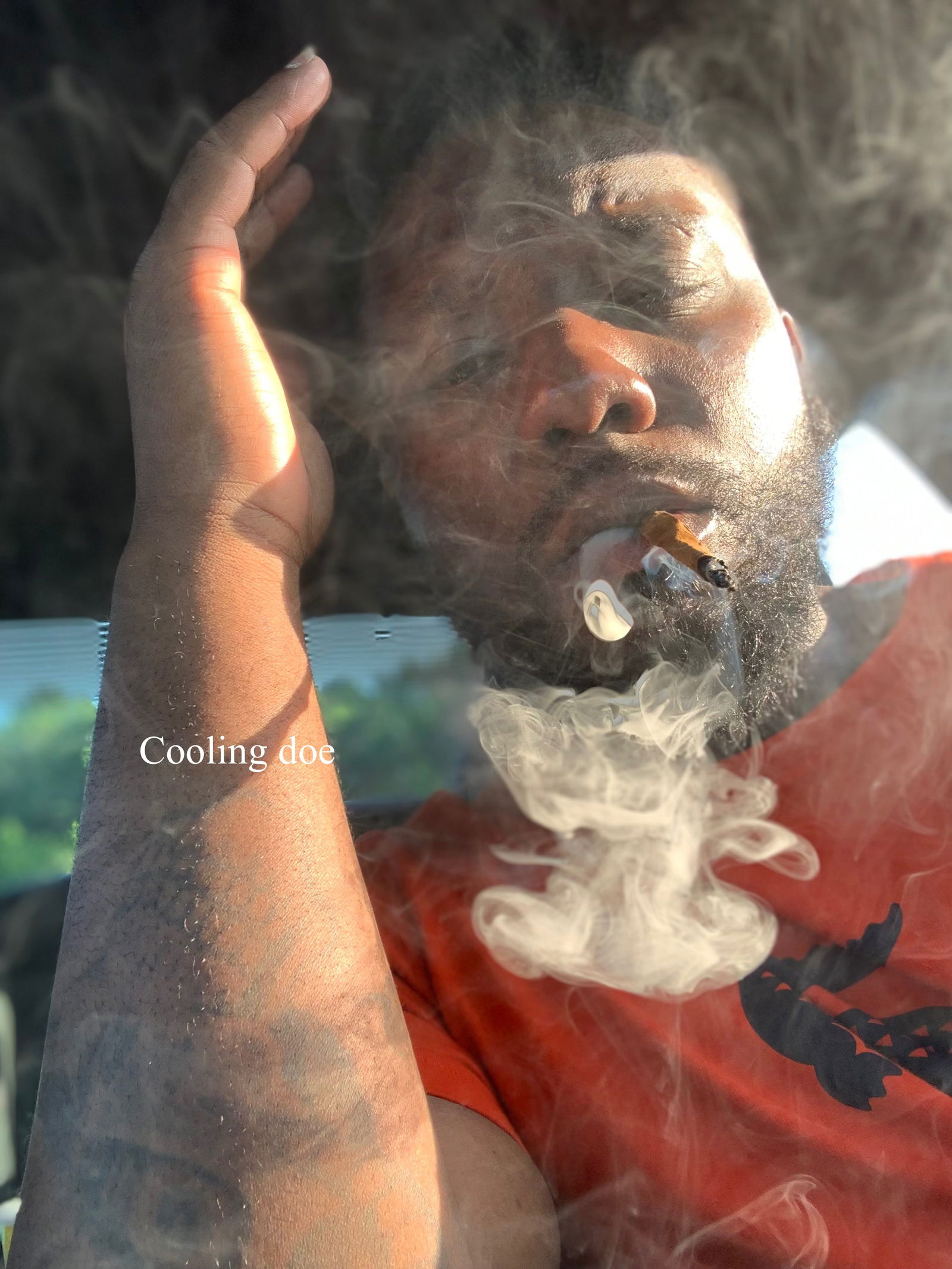 Ghost Smoke Ass Man's avatar