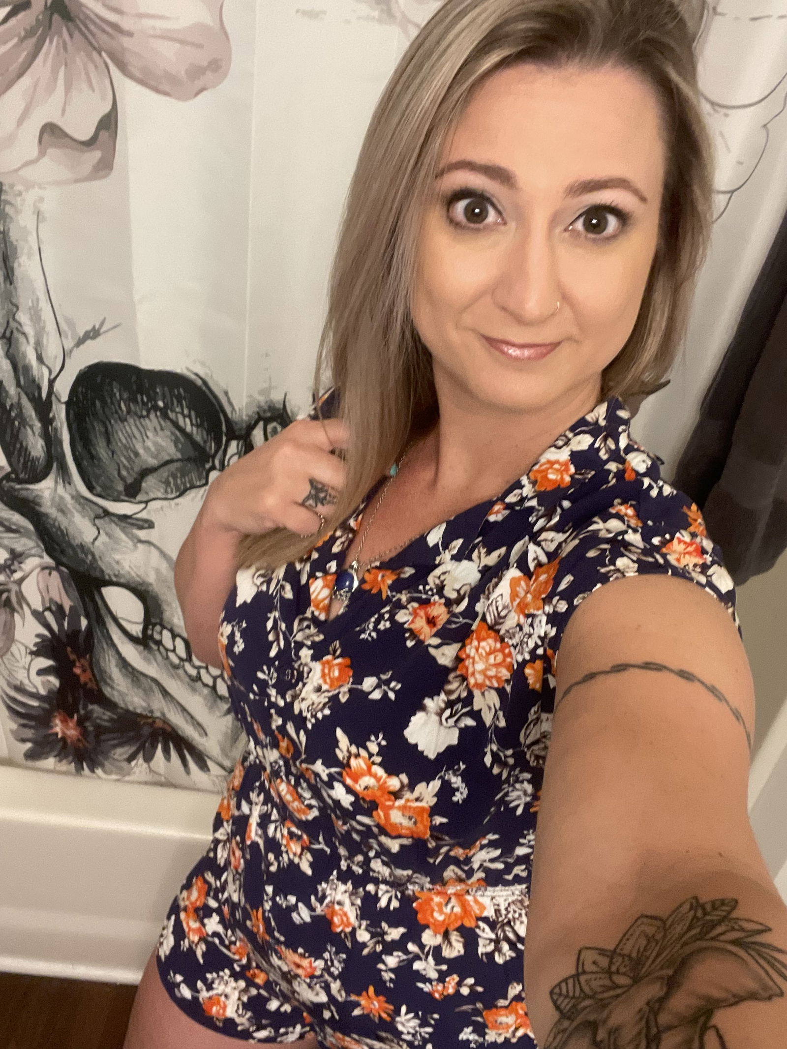 Erin Weeks's avatar