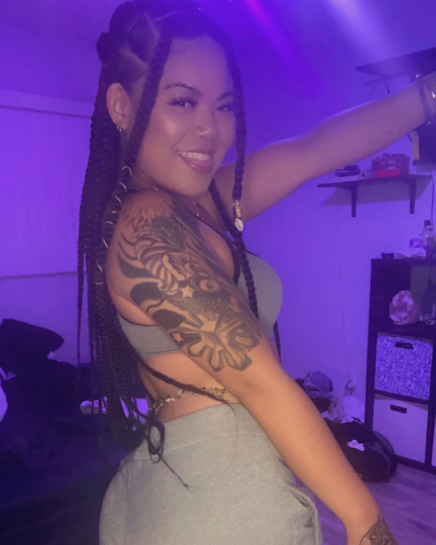 Ginnie Mae's avatar