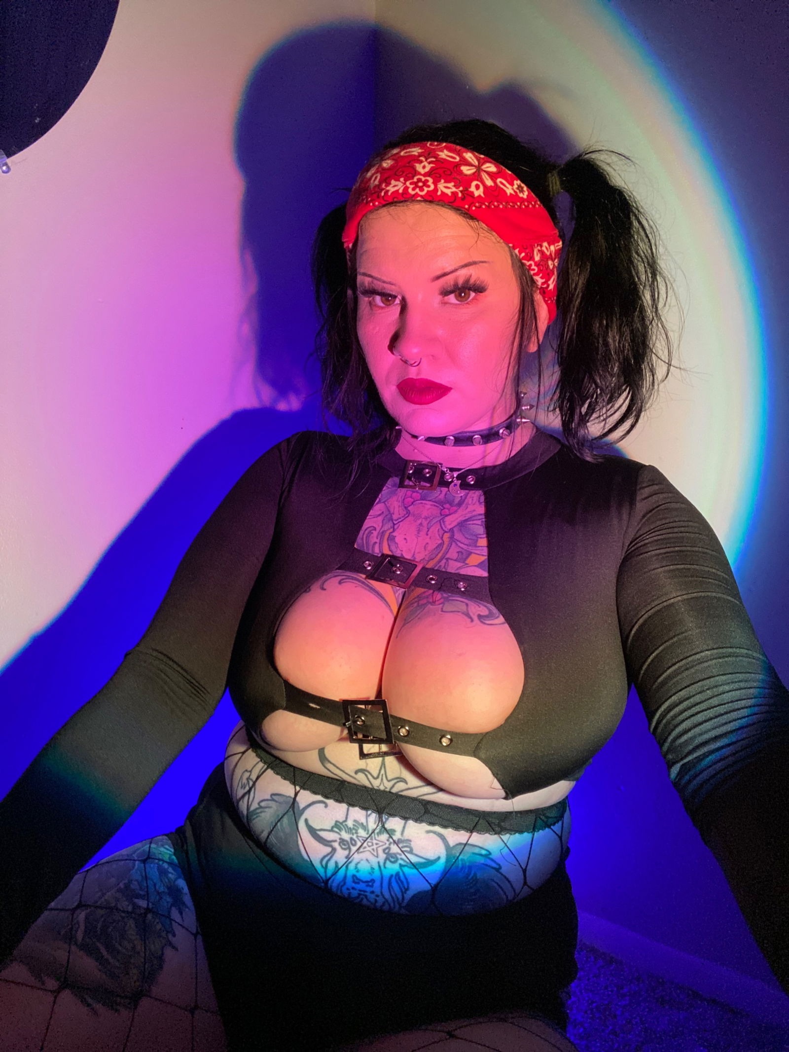 Goddess Esther 🕷 - 10/1 🎂's avatar