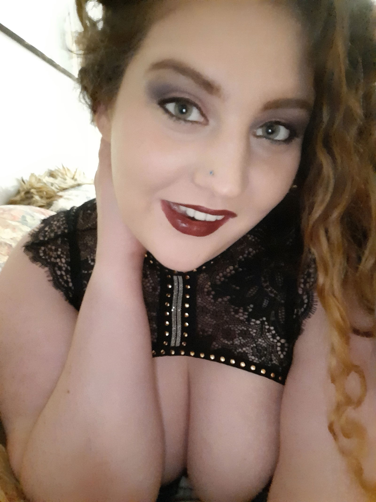 💚Gorgeous Green Eyes💚 FREE's avatar