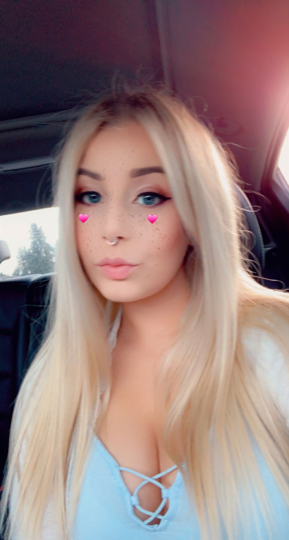 Grace Rose's avatar