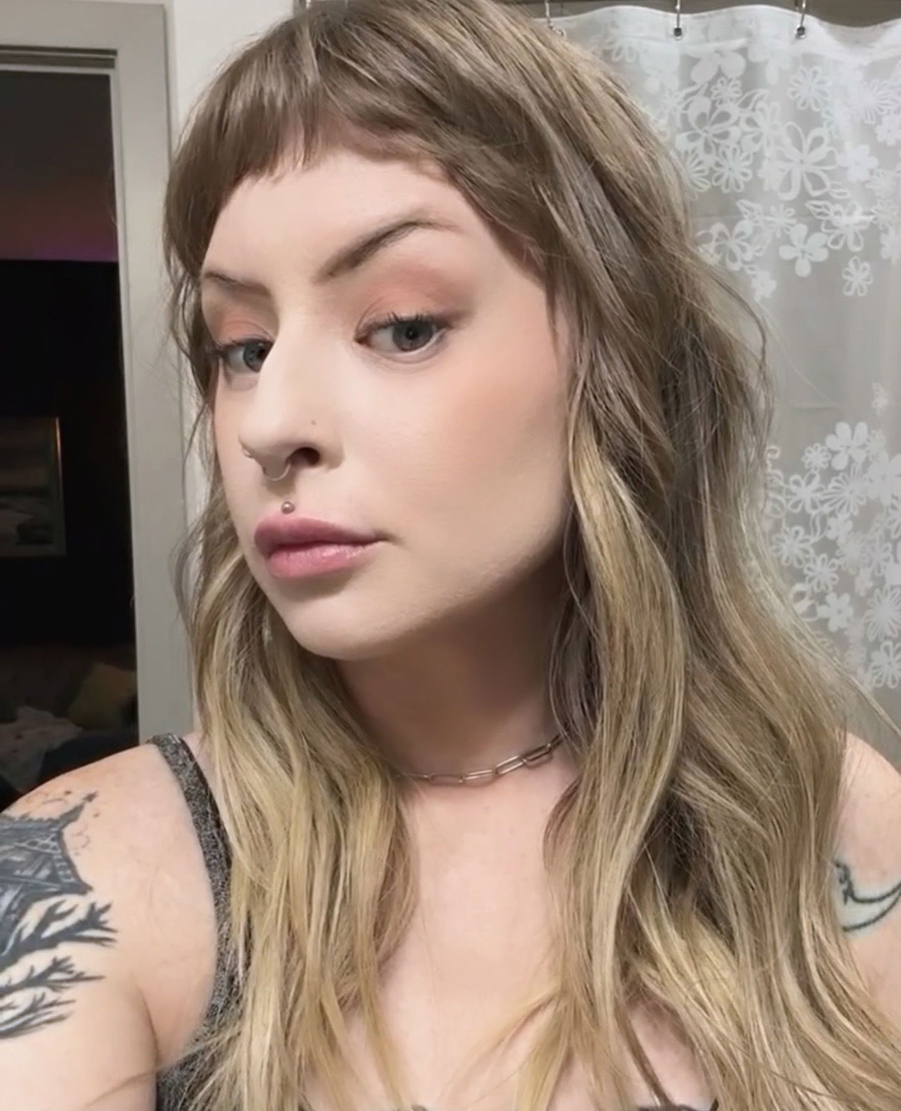 𝕘𝕣𝕒𝕧𝕖𝕤's avatar