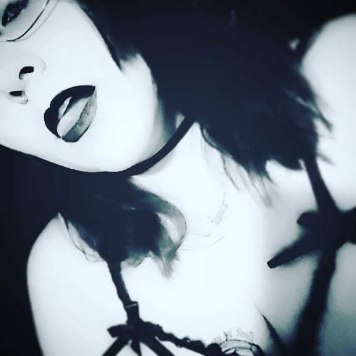 Thickthighsgreeneyes's avatar