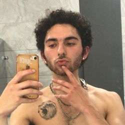 Gustavo