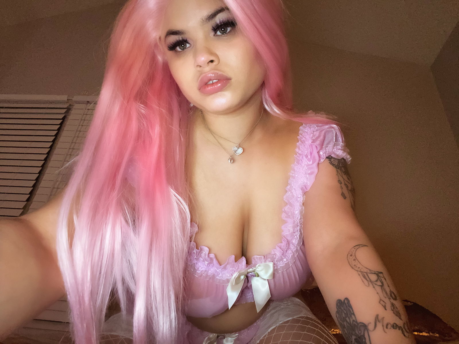 H3NTAiGRL's avatar
