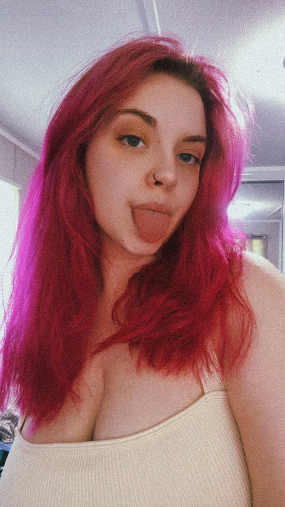 Hailey Claire's avatar