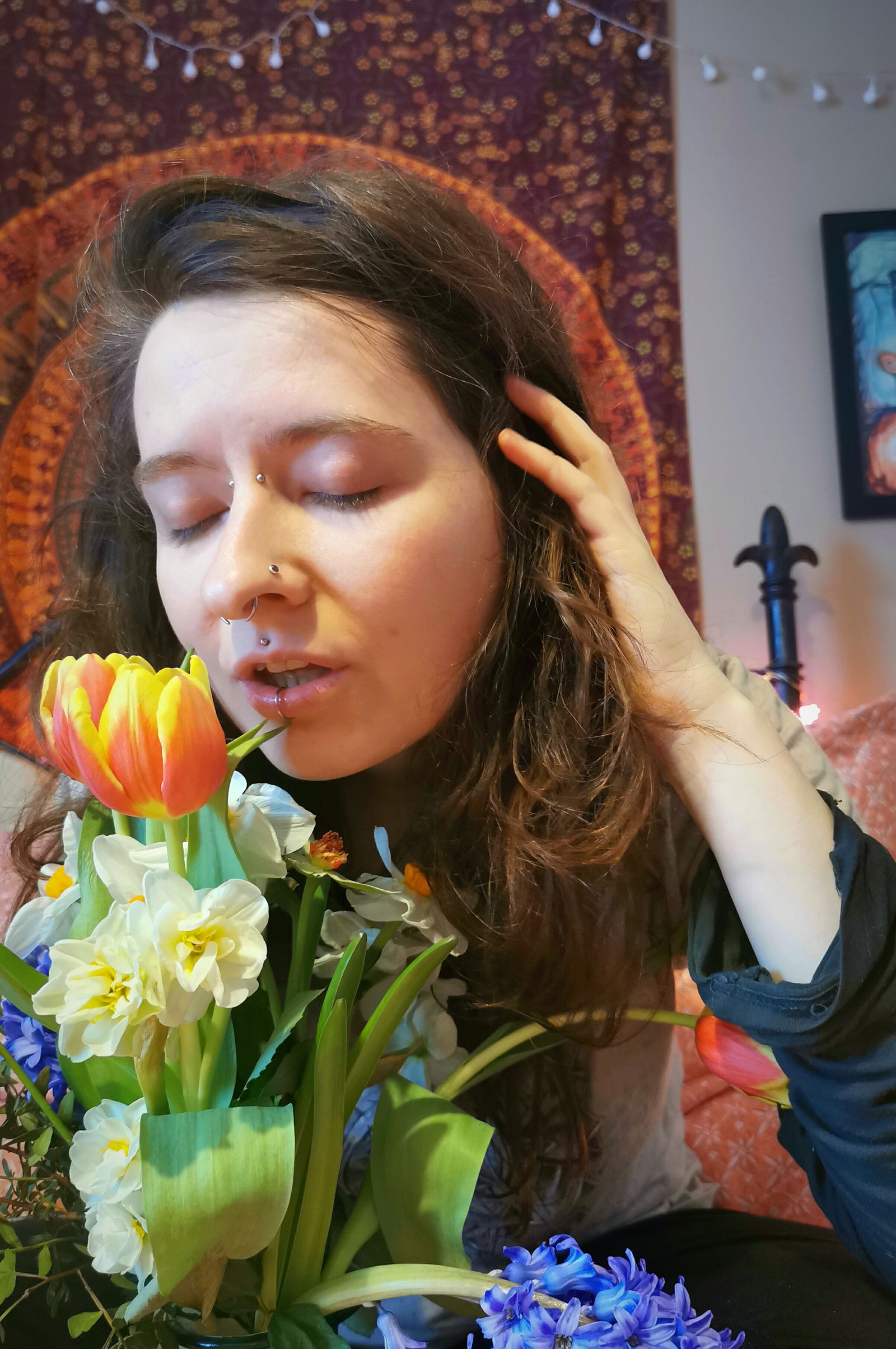 Thea Hazelwood's avatar
