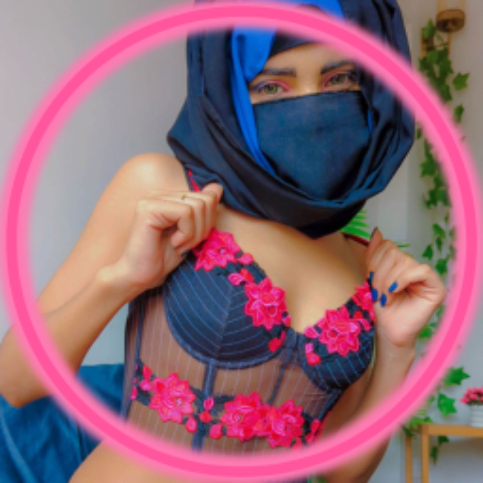 Halima 🇨🇦 19 | Virgin | Hijabi's avatar