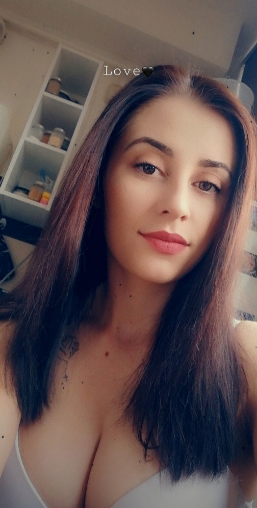 🍭𝕊𝕙𝕪 𝕘𝕚𝕣𝕝🍭's avatar