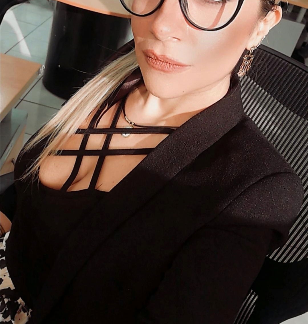 Hannia F. R's avatar