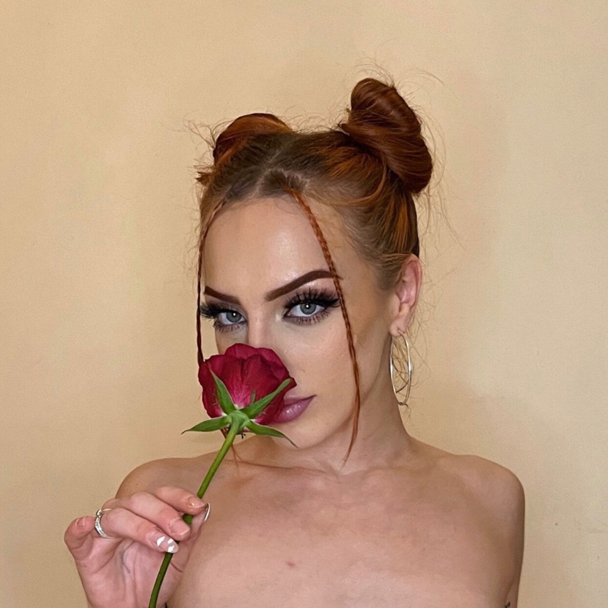 Ella's avatar