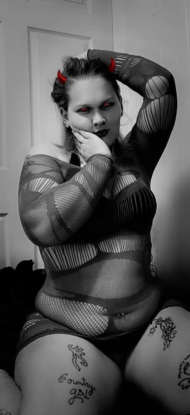 Harley Lynn (free page)'s avatar