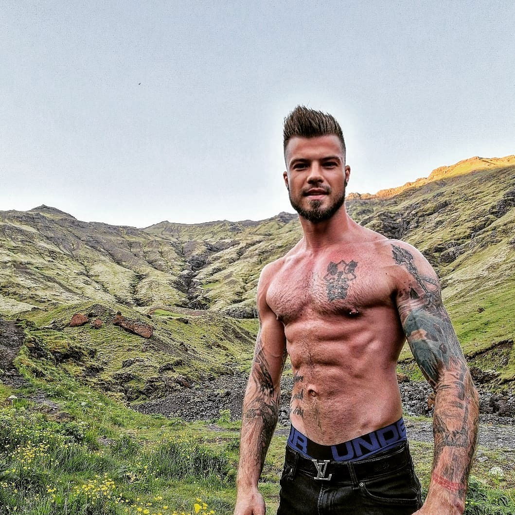 Heidar Arnason 😈's avatar