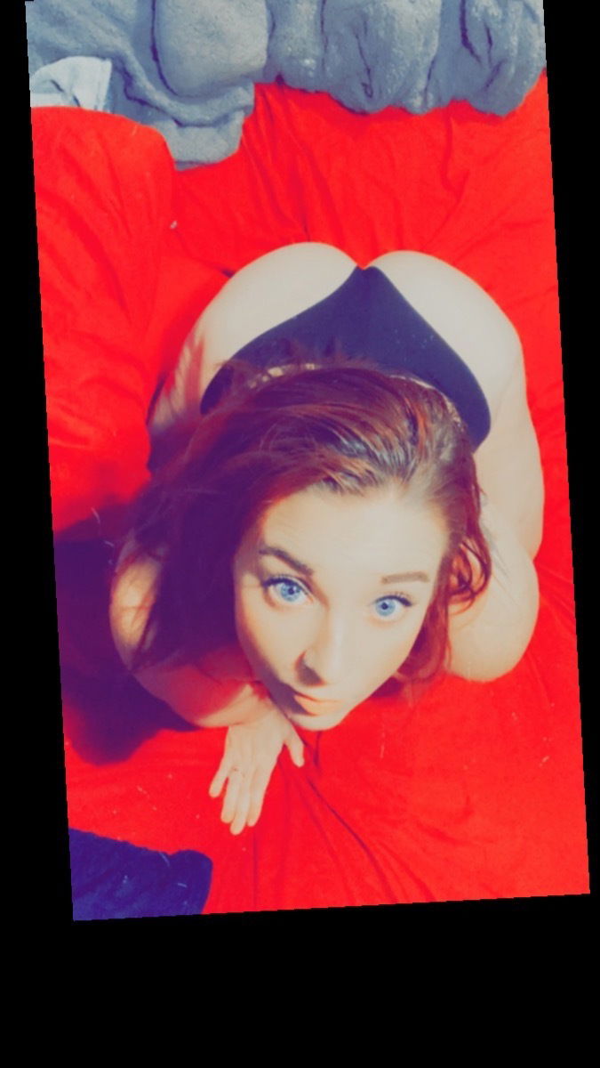 Holly's avatar