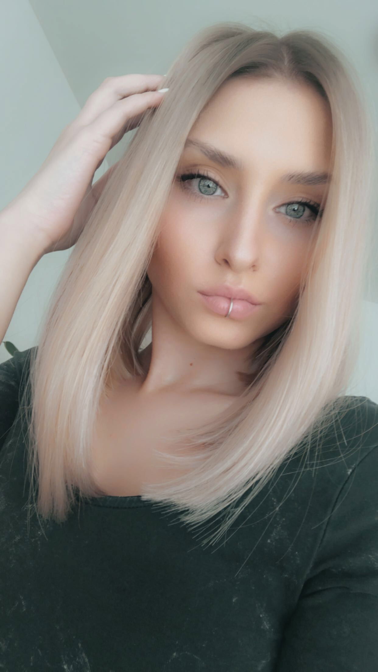 Holly Cypher's avatar