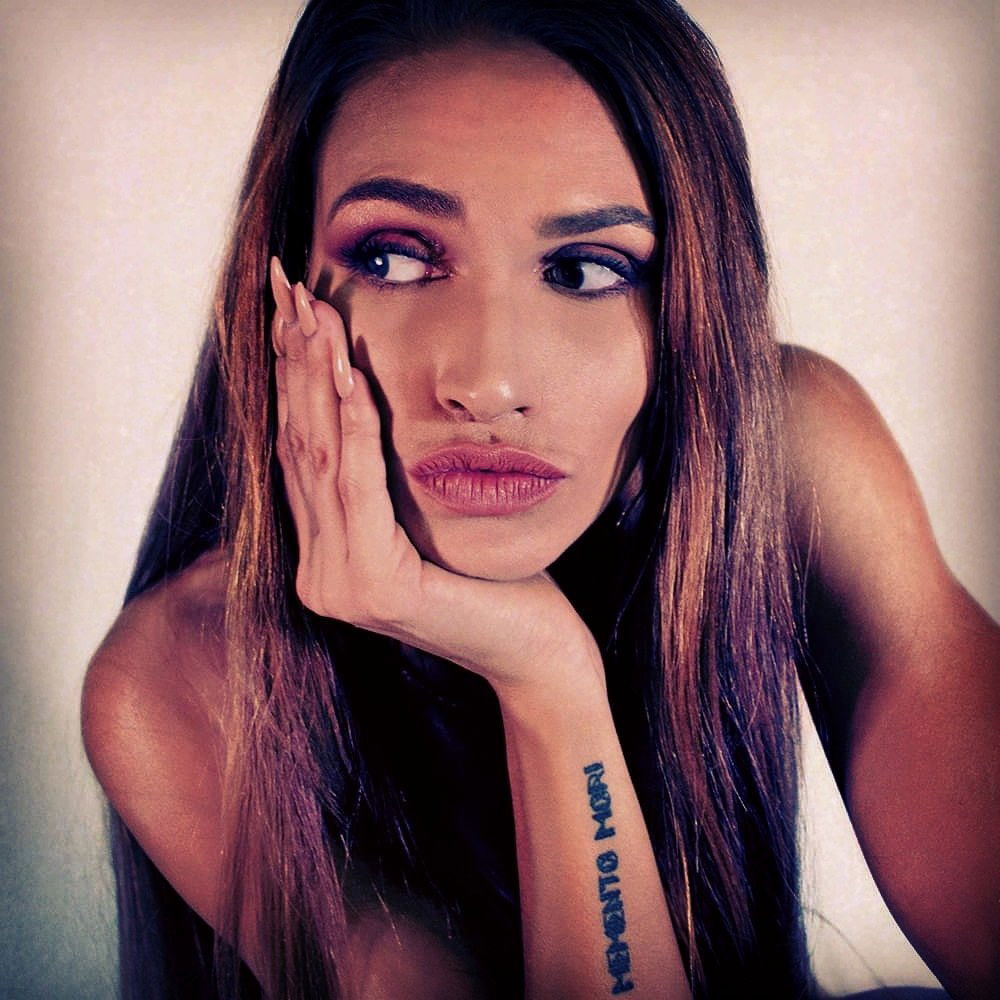 Honey Bee Wilde's avatar