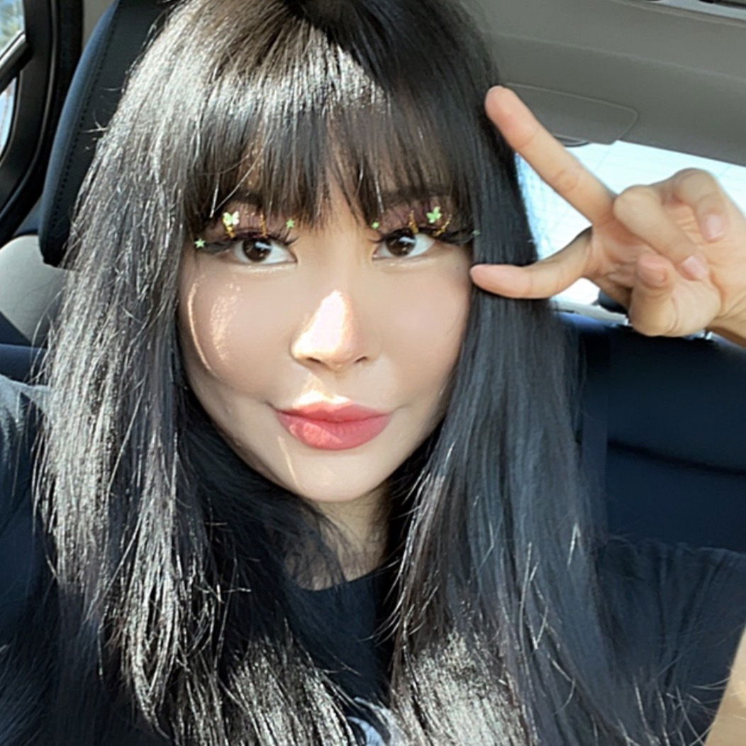 Sophia's avatar