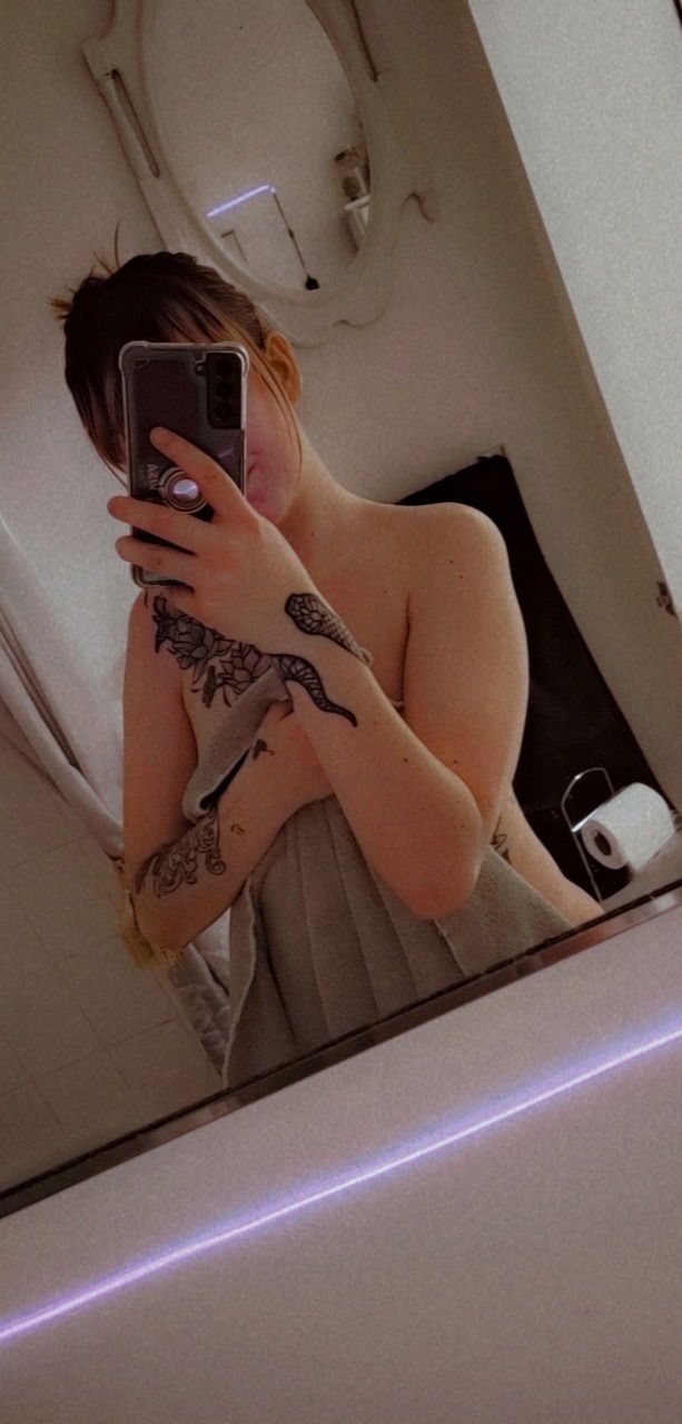 PsychoChicK-_-'s avatar