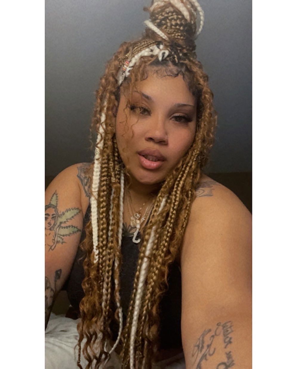 Honey Baby's avatar