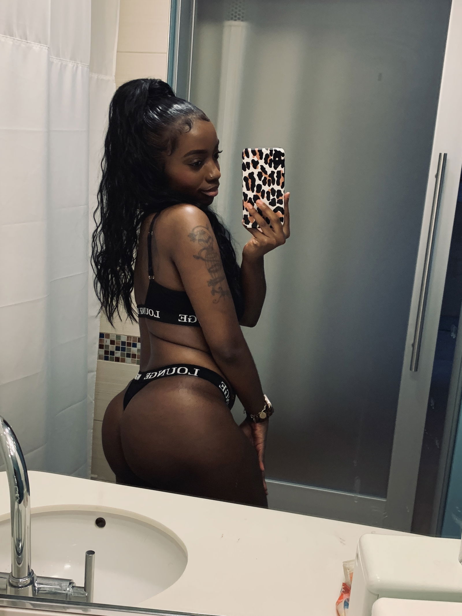 hospital bae 👩🏾‍🦼💗's avatar