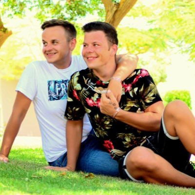 Hot_gaycouple's avatar