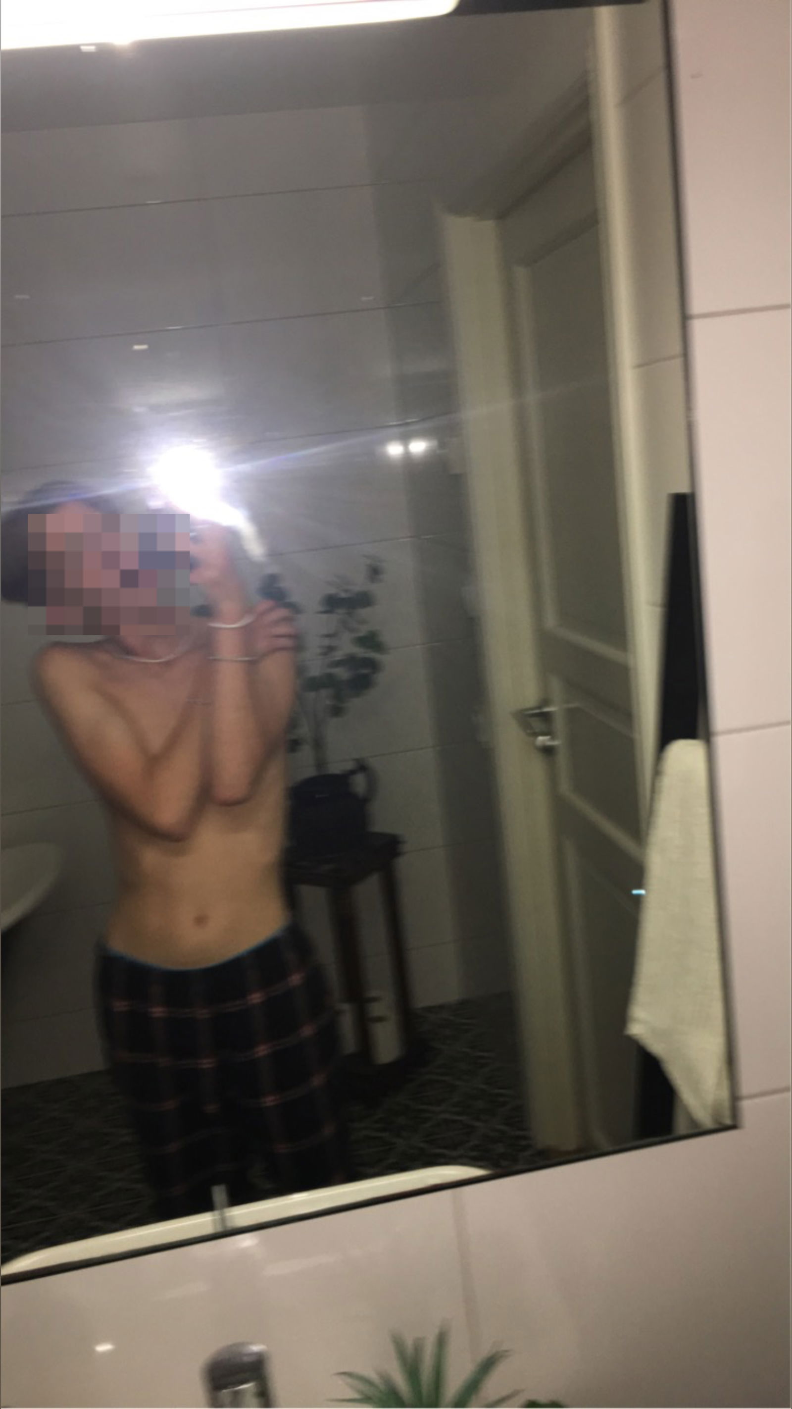 Hottie's avatar