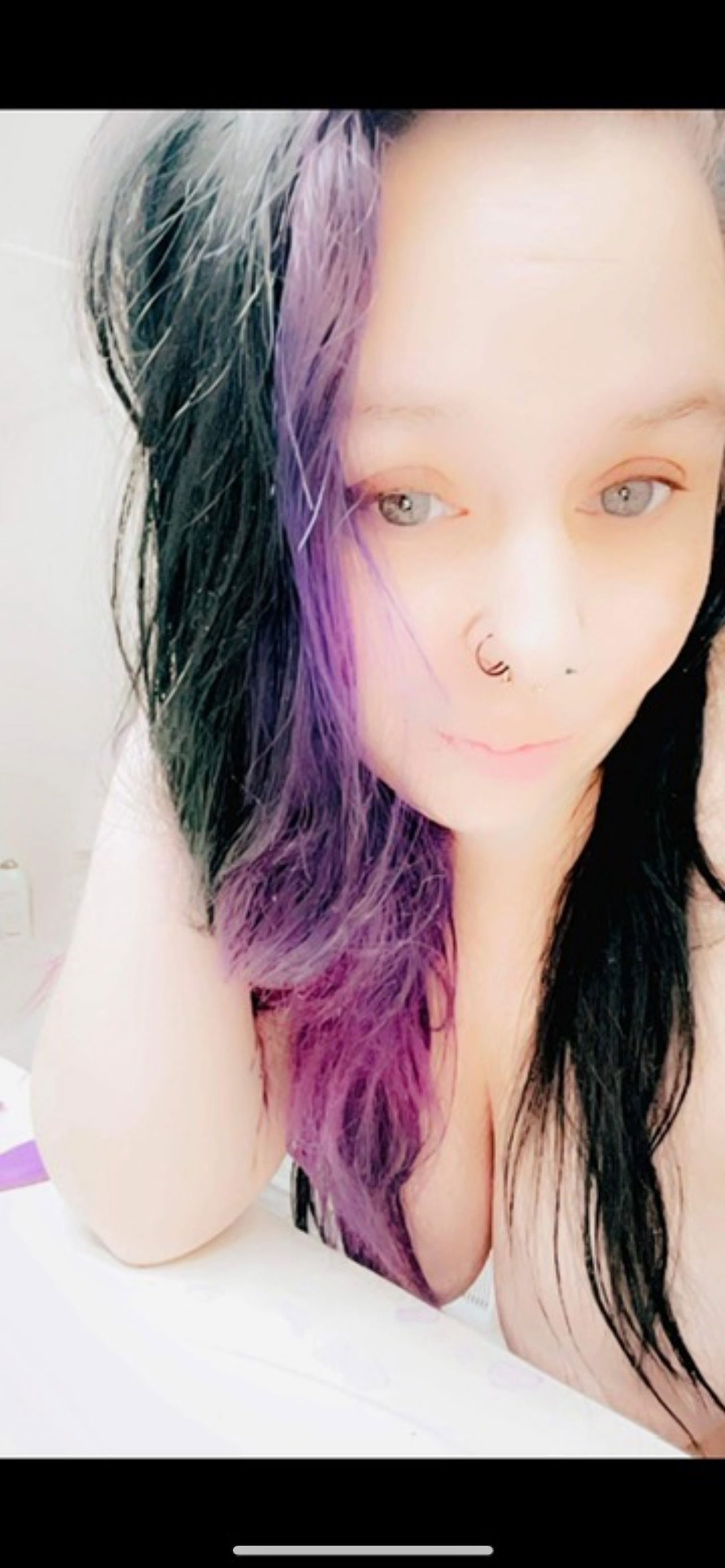 Hotmessmama90's avatar