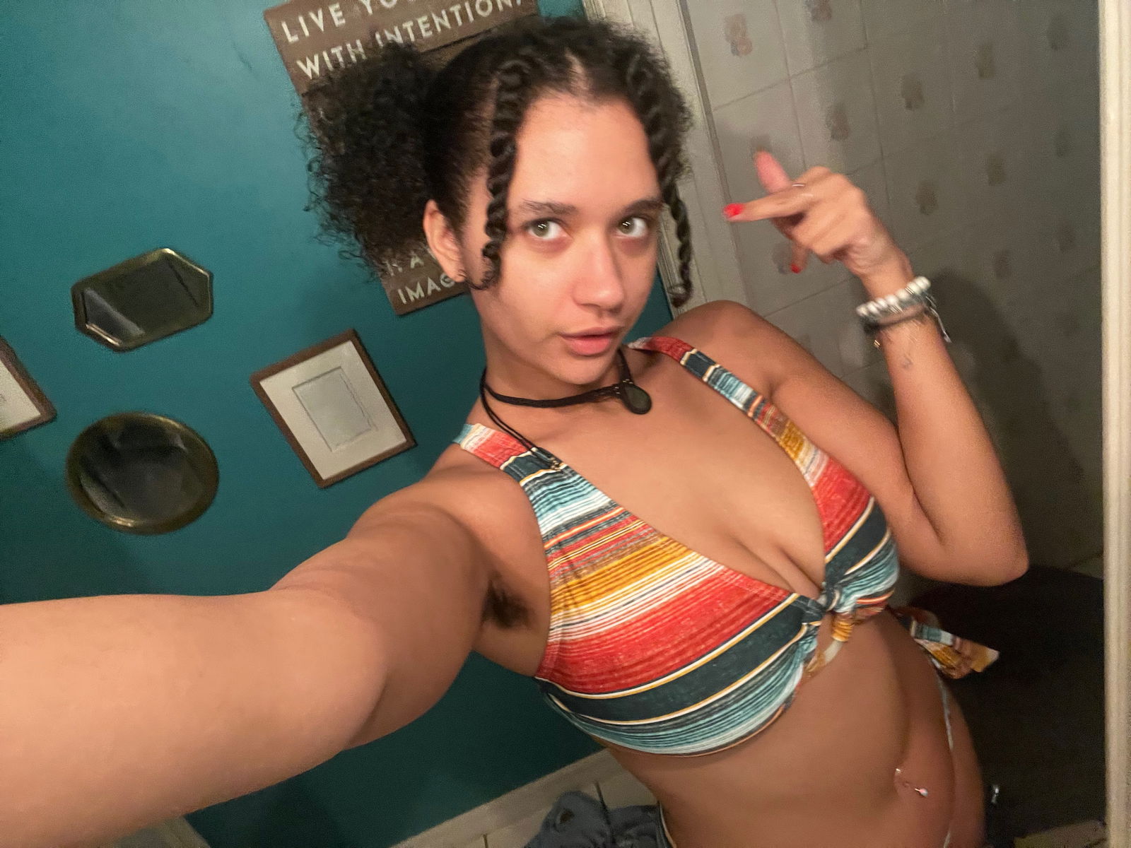 Bad girl's avatar