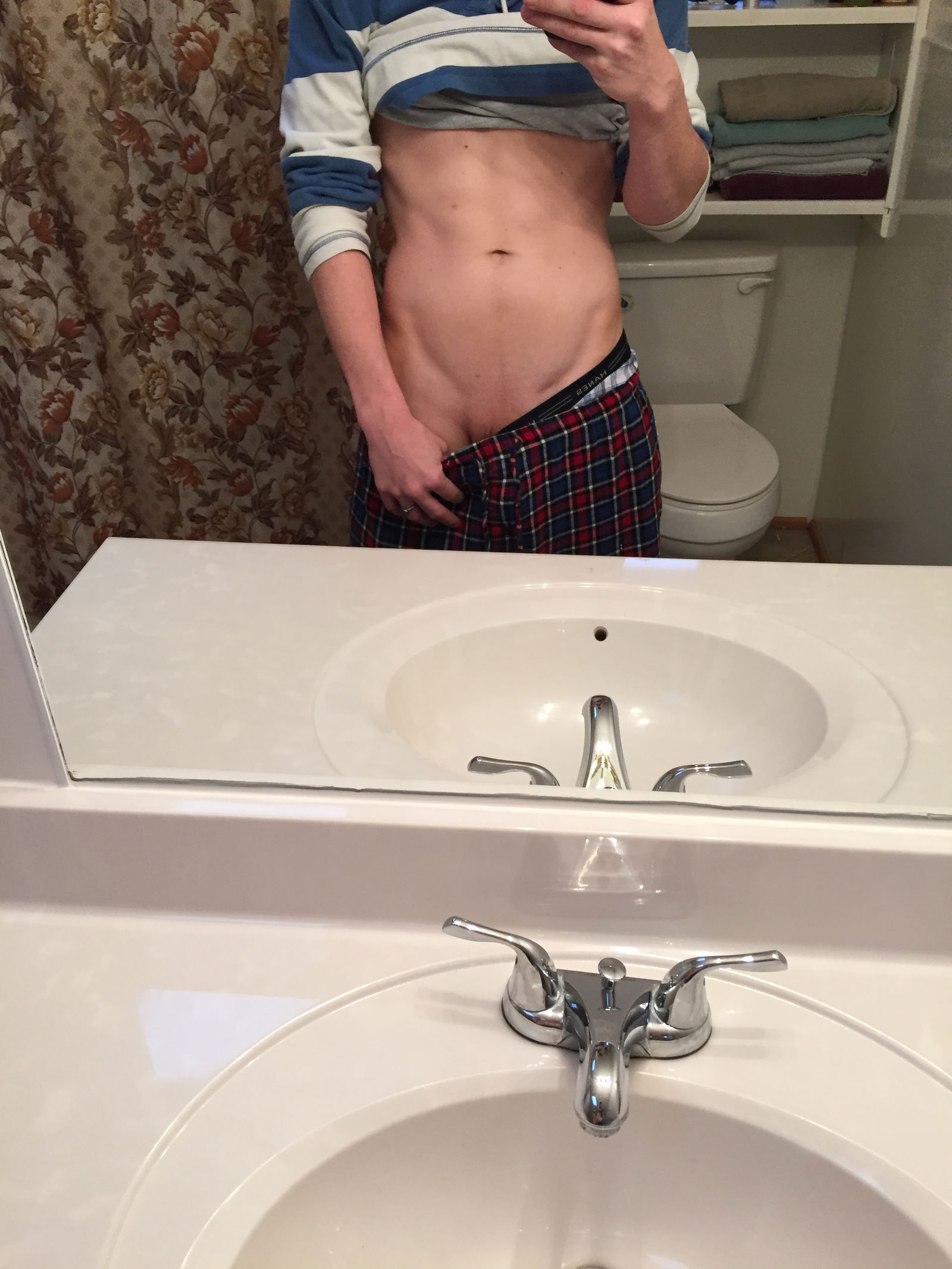 Hugecock