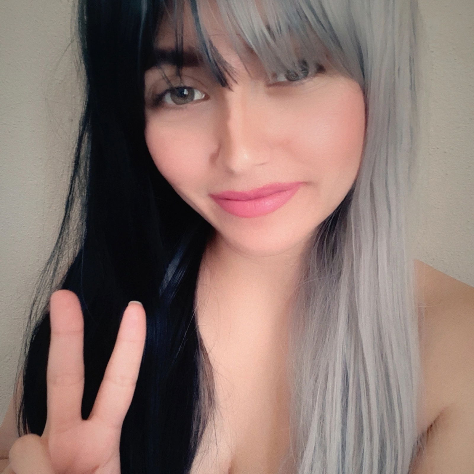 Kim Cute's avatar