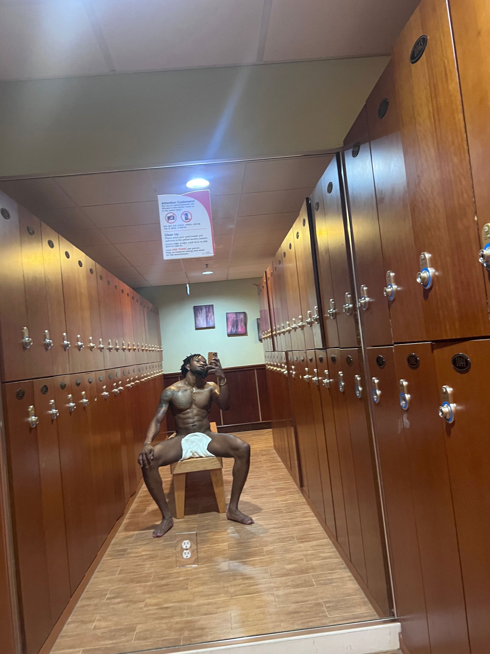 Hustle Simmons's avatar