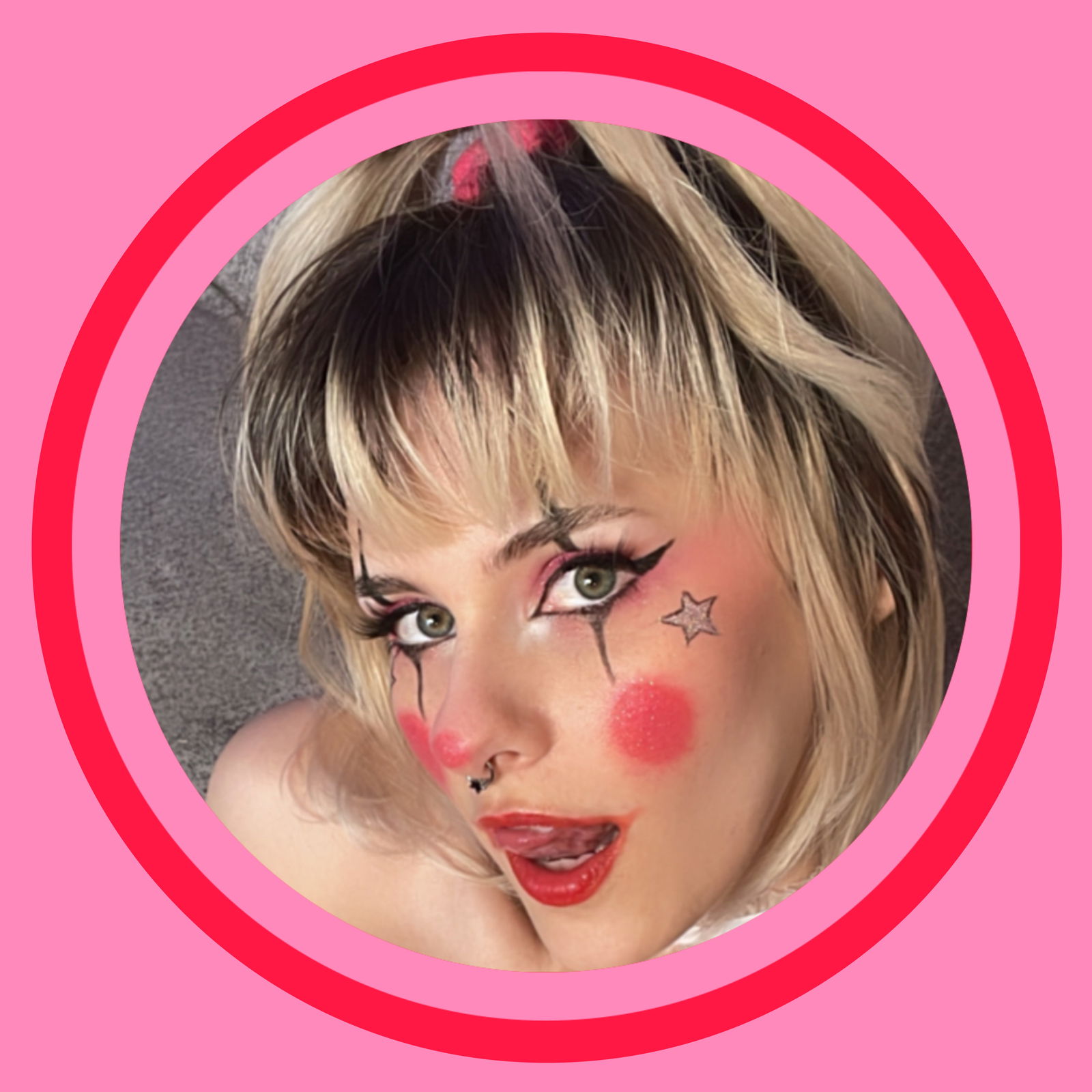 ☆ Fiona ☆'s avatar