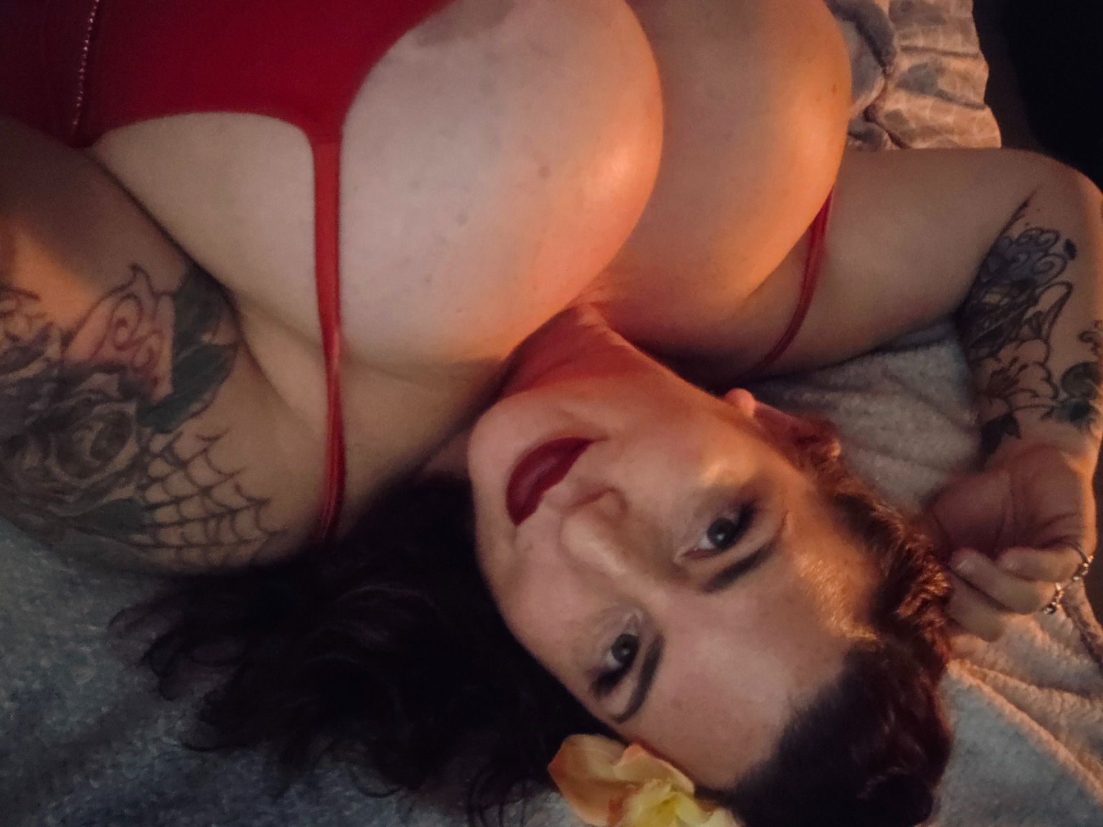 Val's avatar